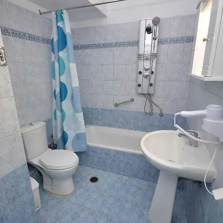 Aparthotel Paradiso Sea View And Pool Corfu 2*