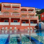 Paradiso Corfu Sea View With Pool In מלון דירות