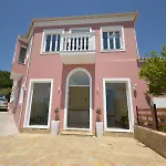 Paradiso Corfu Sea View With Pool In מלון דירות