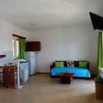 מלון דירות Paradiso Corfu Sea View With Pool In 4*